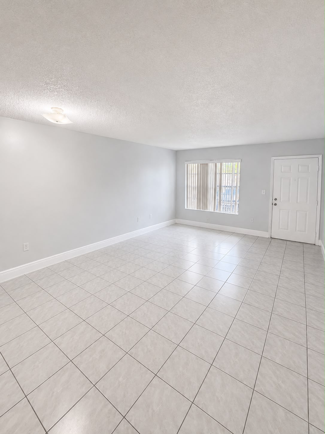 271 NW 177 ST #106